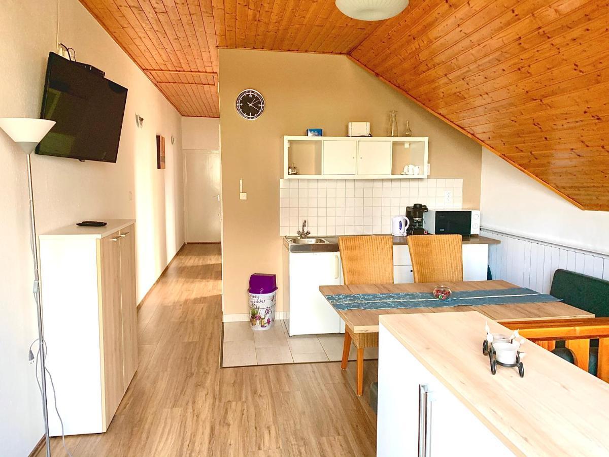 Balatonfoeldvar Centrum Apartmanok Екстериор снимка